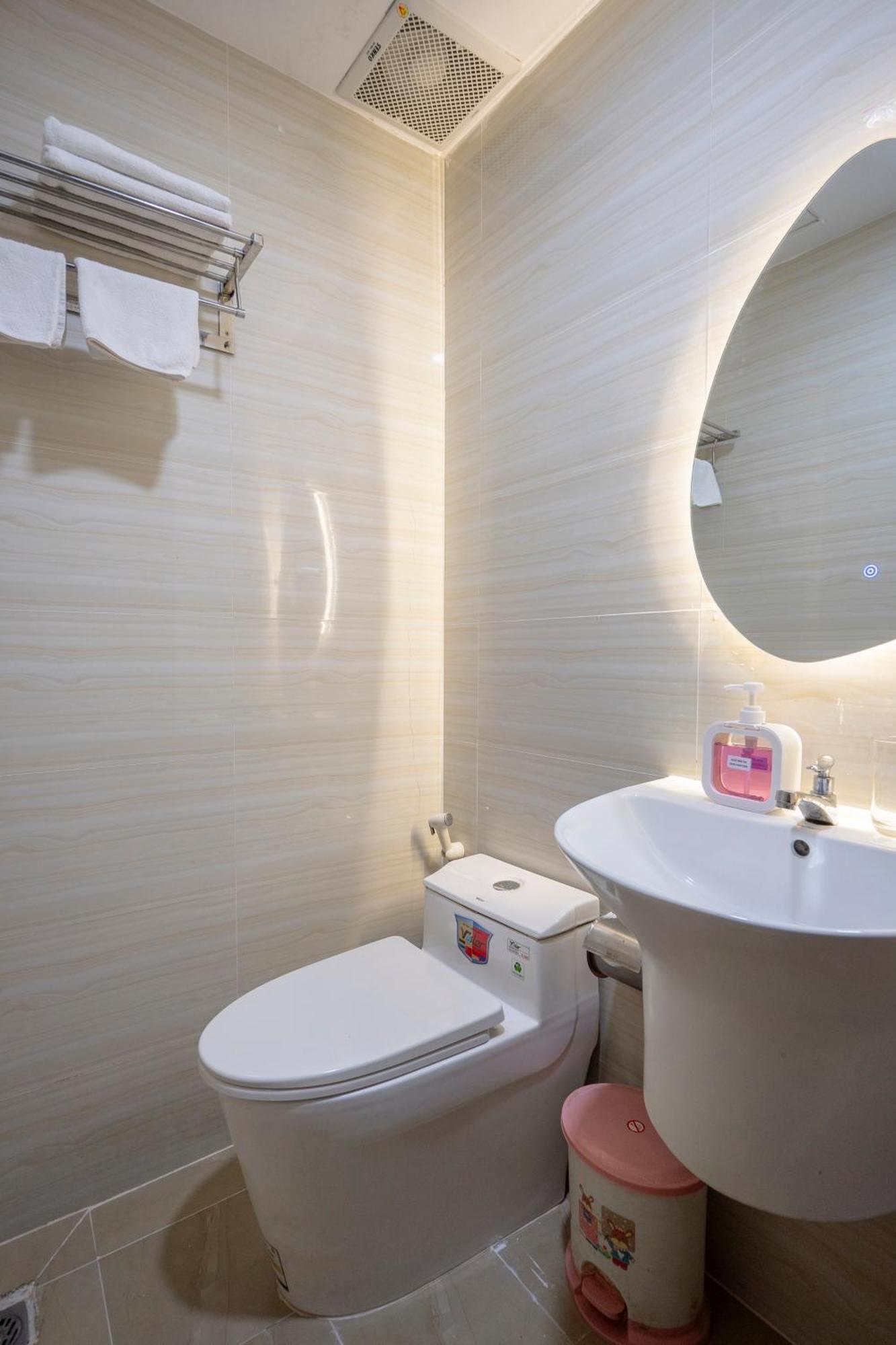 Amila Nguyen Hue Hotel By Sazi Thành Pho Ho Chí Minh Esterno foto